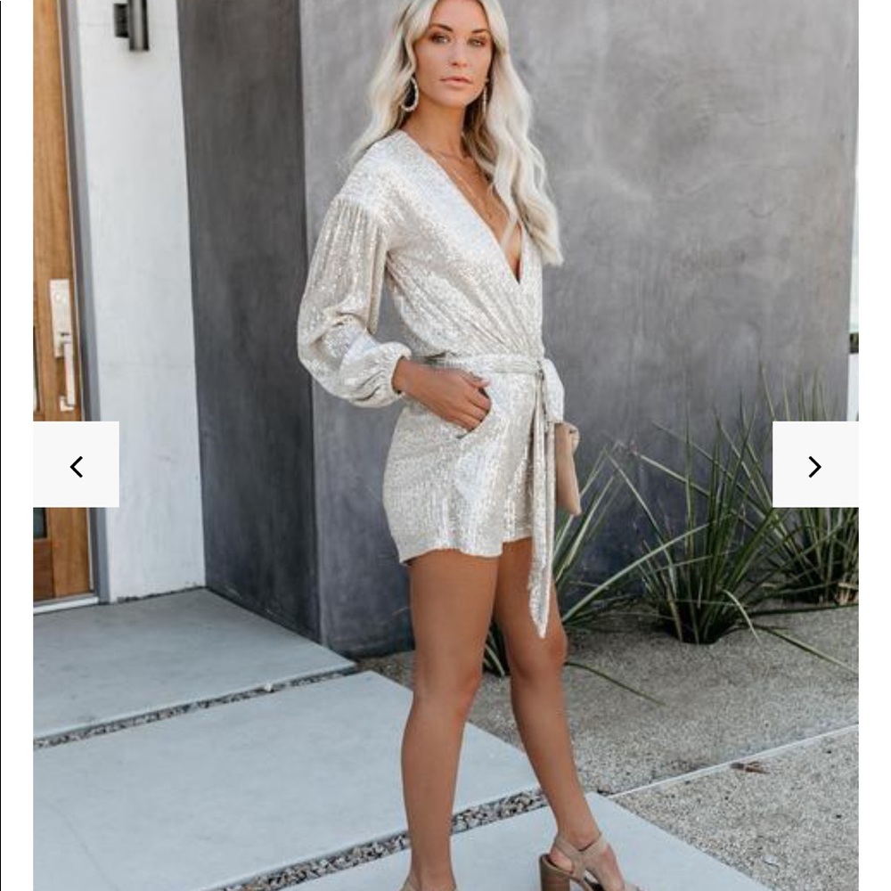 NWT Eye Candy Sequin Pocketed Romper🌟 size small